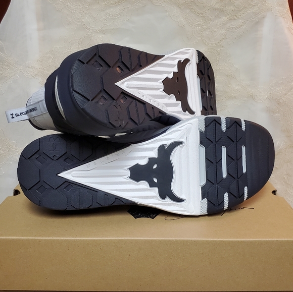 UA Project Rock 3 CNY Trainers - Picture 8 of 12